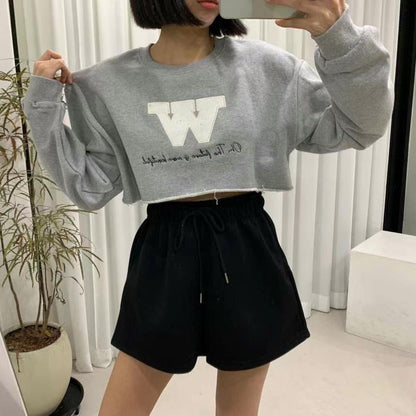 Hoodie with "W" letter